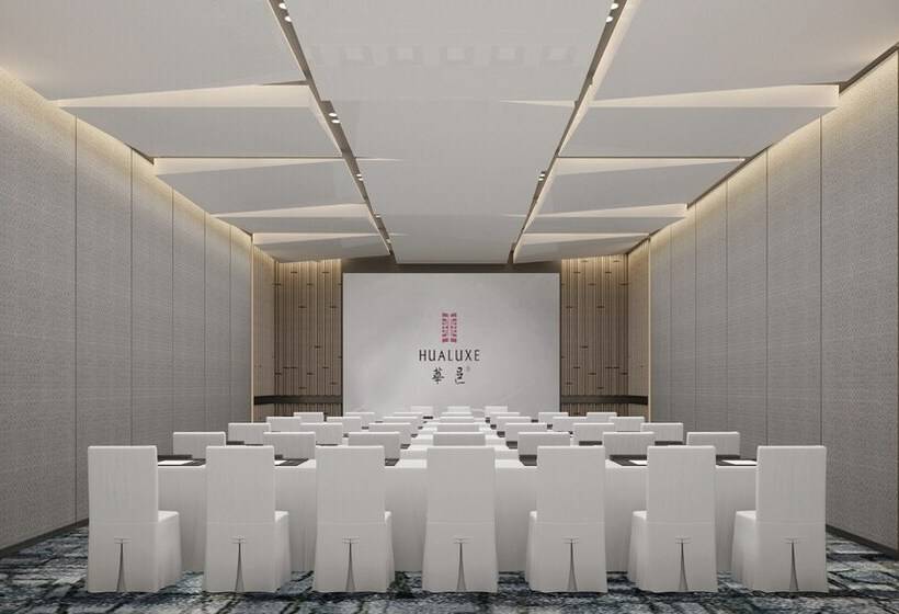 Hualuxe Hotels And Resorts Sanya Yalong Bay Resort, An Ihg