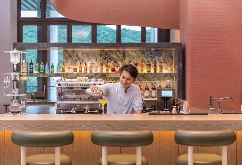 Hualuxe Hotels And Resorts Sanya Yalong Bay Resort, An Ihg