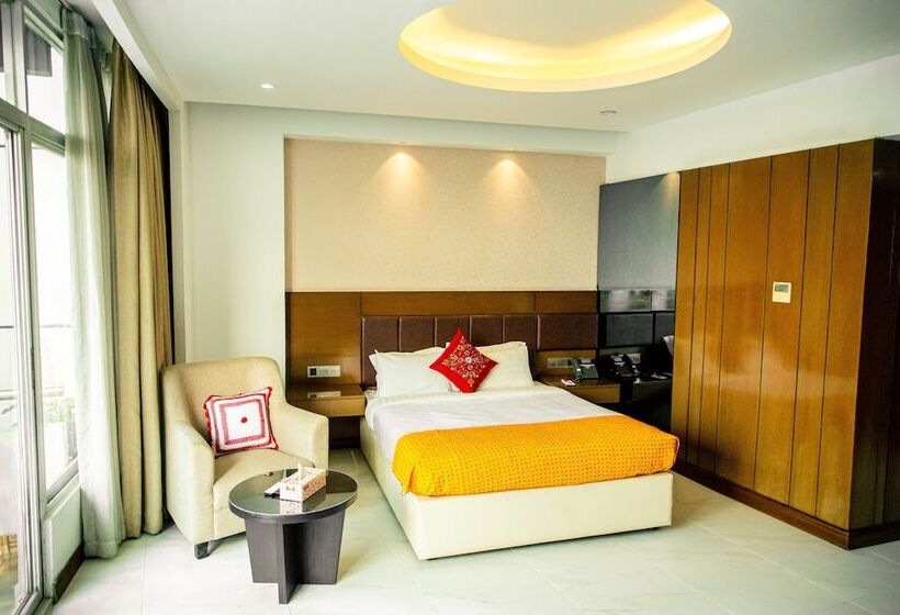 Jashore It Park Hotel And Resort