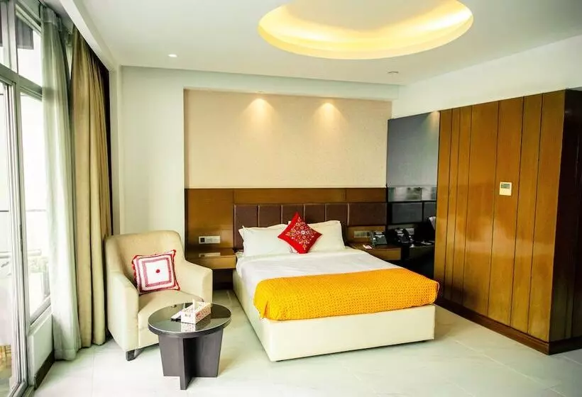 Jashore It Park Hotel And Resort