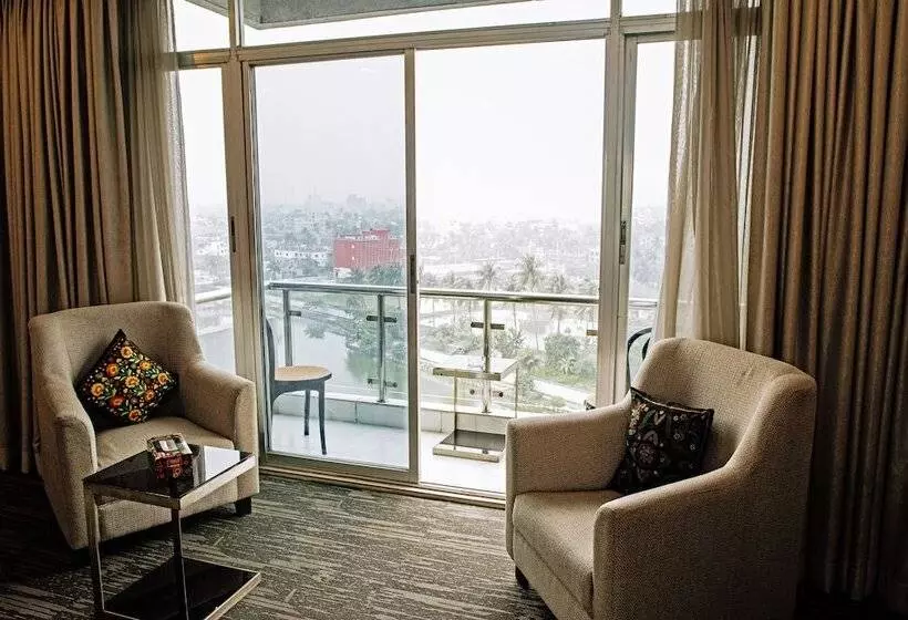 Jashore It Park Hotel And Resort