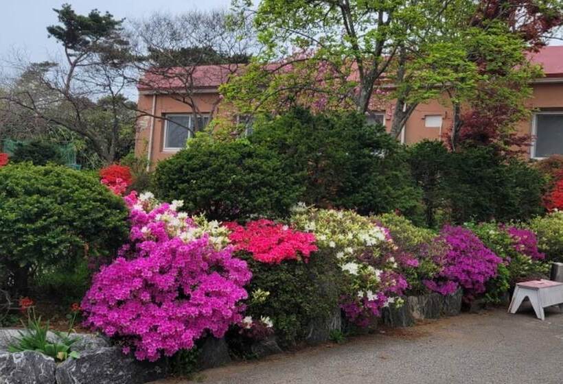 מוטל Hongseong Solbatcheonsu