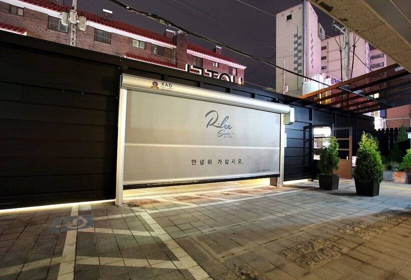 汽车旅馆  Incheon Ali Suite