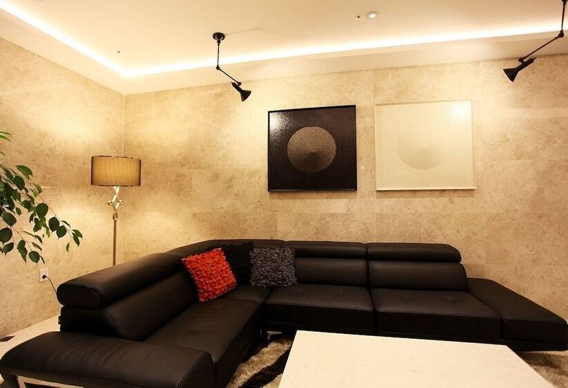 汽车旅馆  Incheon Ali Suite