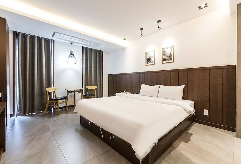 汽车旅馆  Incheon Ali Suite