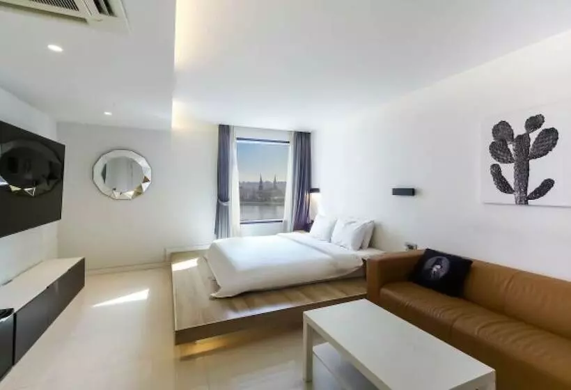 モーテル Ulsan Seongnamdong Hue