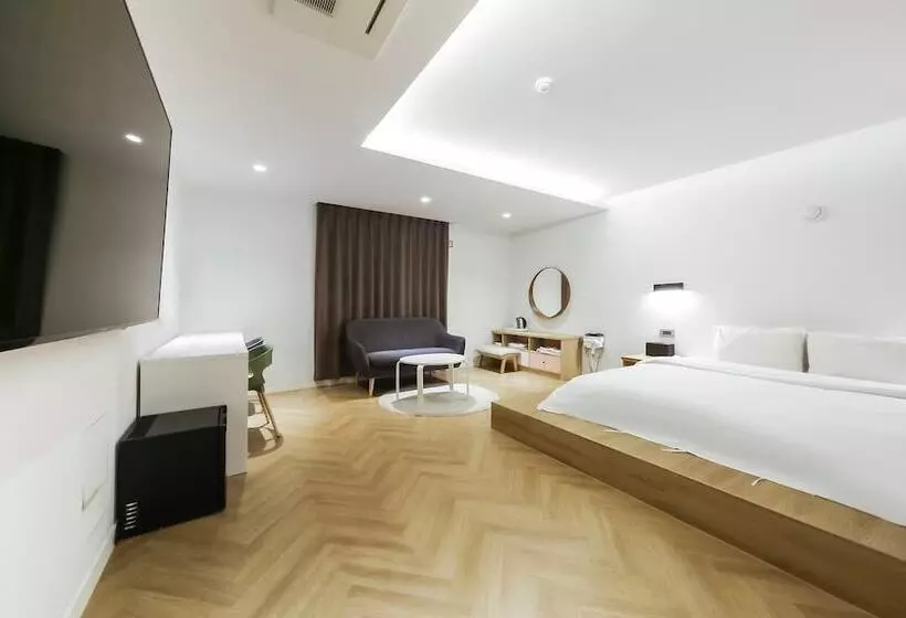 モーテル Ulsan Seongnamdong Hue