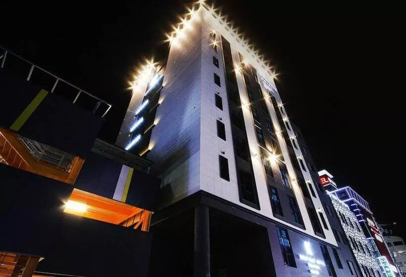 مُتل Yeosu Kboutique