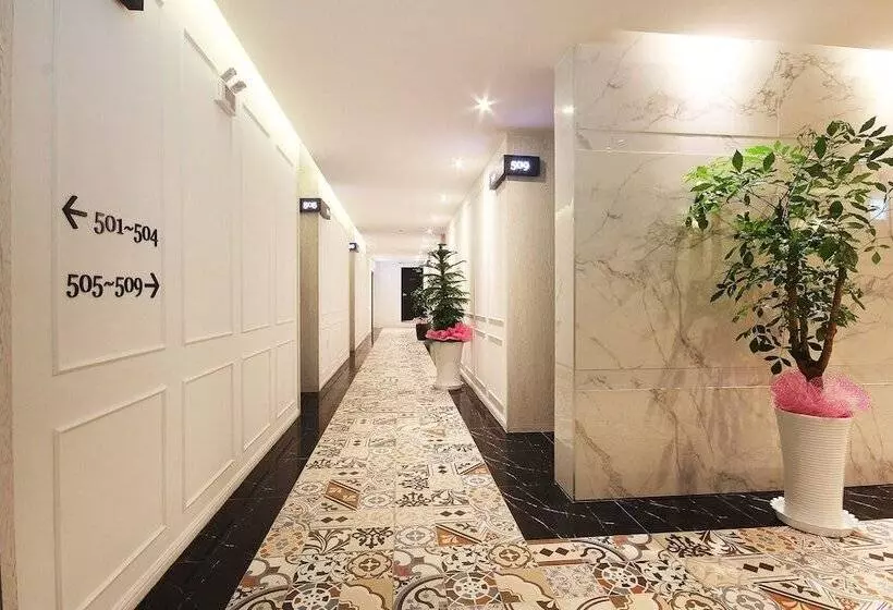 مُتل Yeosu Kboutique