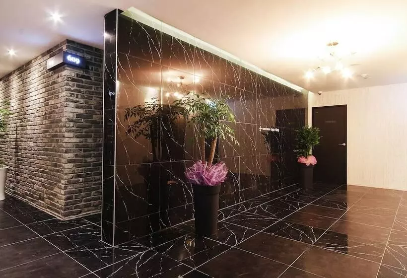 مُتل Yeosu Kboutique