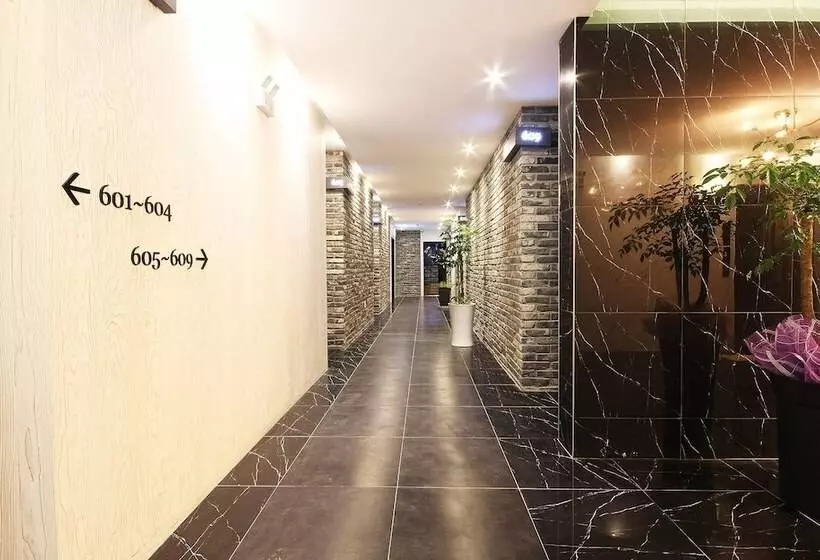 مُتل Yeosu Kboutique