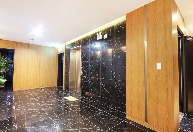 Мотель Yeosu Kboutique