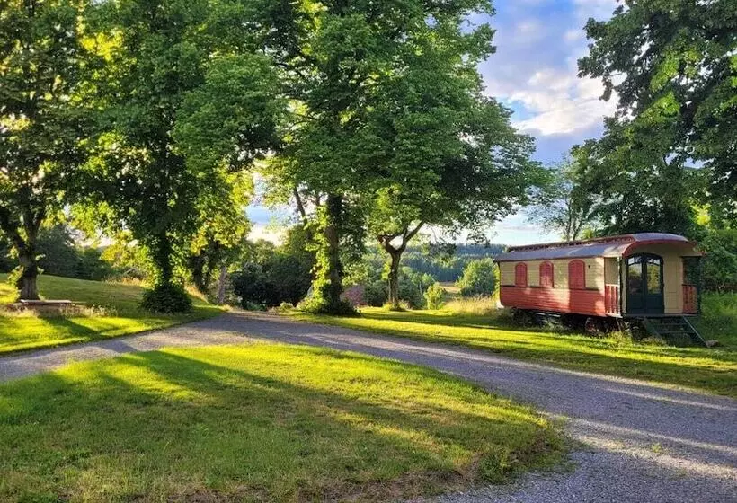 レジデンス Arbottna Herrgård