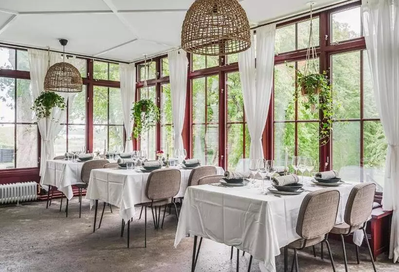 レジデンス Arbottna Herrgård