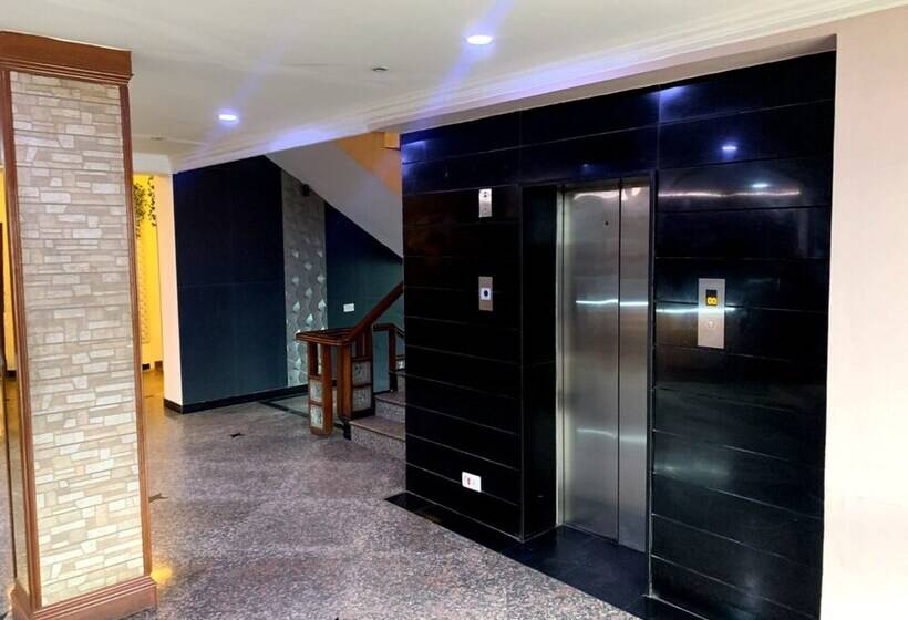 בית מלון כפרי Avkaash