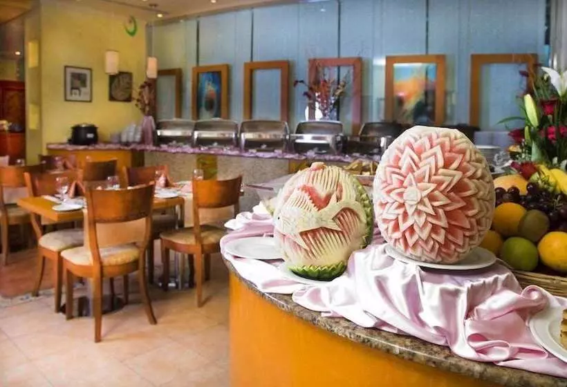 Royal Concorde Hotel &suite