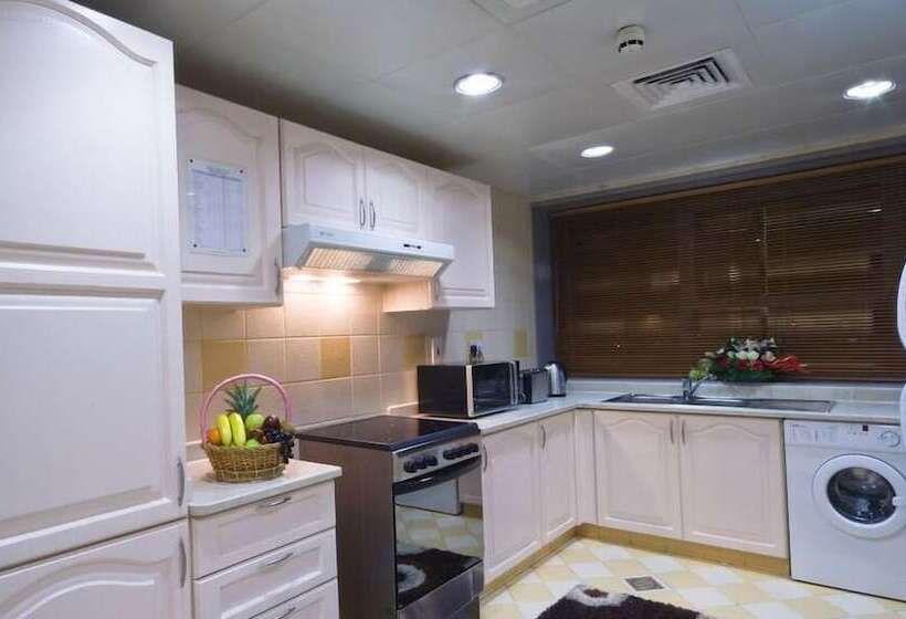 Royal Concorde Hotel &suite