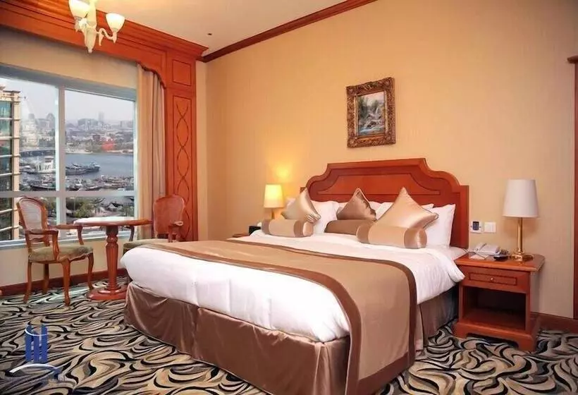 Royal Concorde Hotel &suite