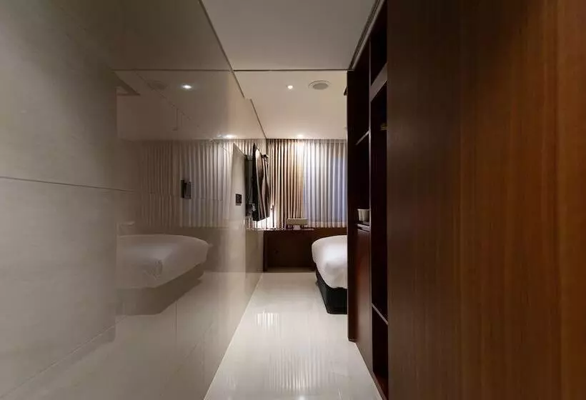 Topcloud Hotel Iksan