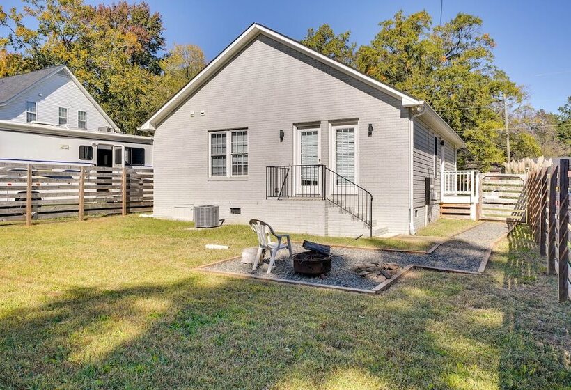 Charming Raleigh Home Walk To Downtown!