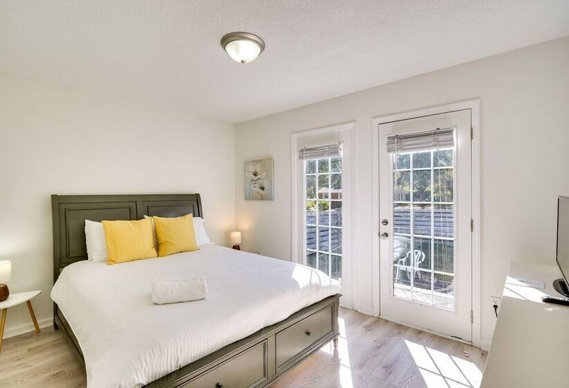 Charming Raleigh Home Walk To Downtown!