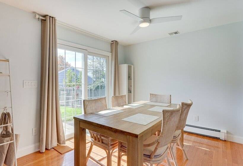 Charming West Haven Home   Walk To Beach!