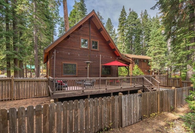 Cozy Pet Friendly Cabin In Lake Tahoe By Sierra Getaways