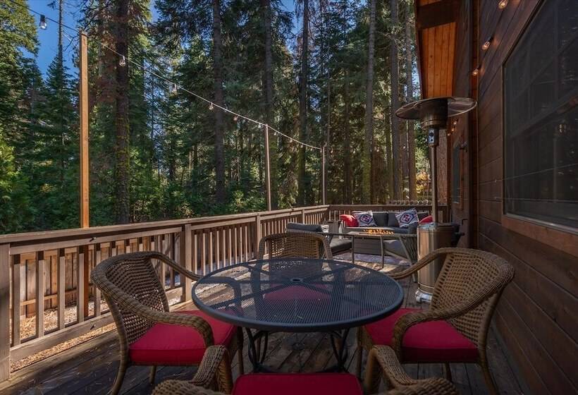 Cozy Pet Friendly Cabin In Lake Tahoe By Sierra Getaways