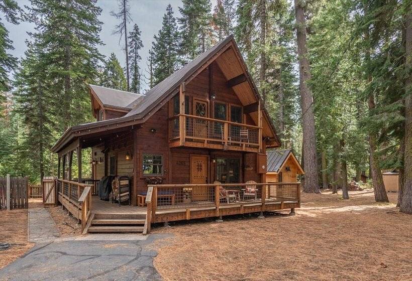 Cozy Pet Friendly Cabin In Lake Tahoe By Sierra Getaways