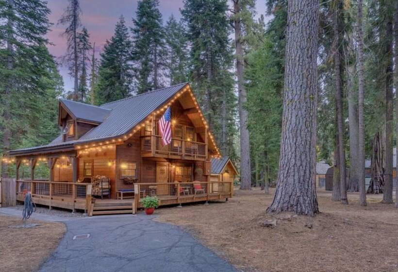 Cozy Pet Friendly Cabin In Lake Tahoe By Sierra Getaways