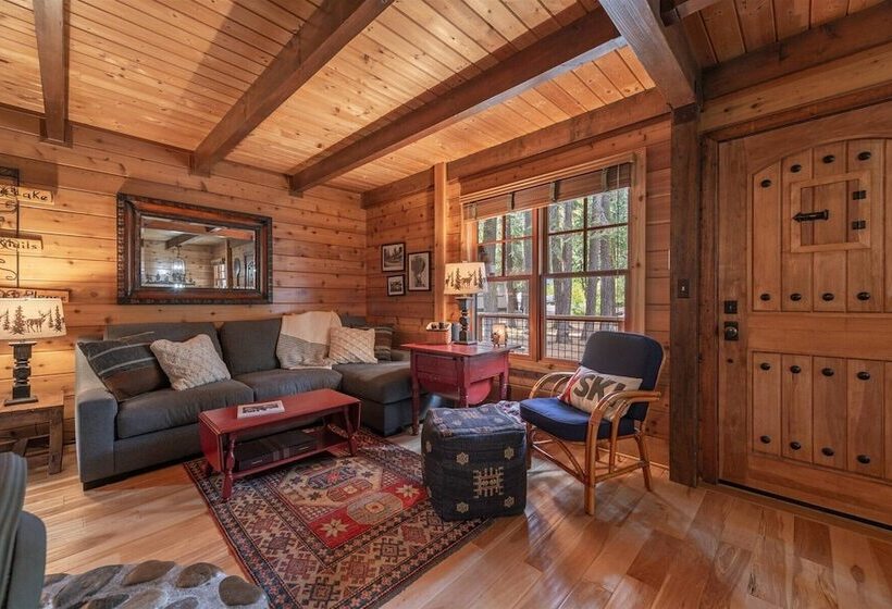 Cozy Pet Friendly Cabin In Lake Tahoe By Sierra Getaways