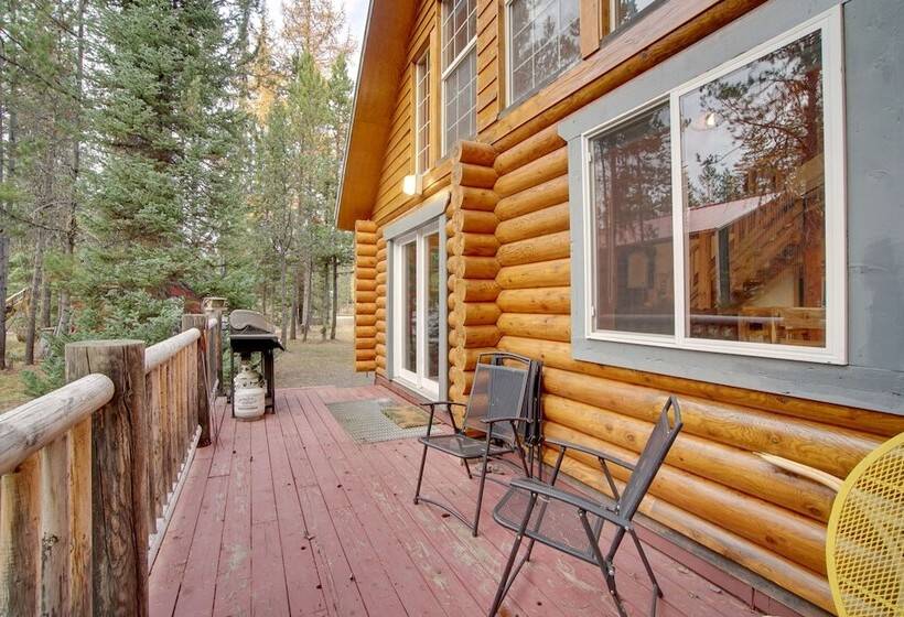 Donnelly Cabin W/ Private Deck: Near Lake Cascade!