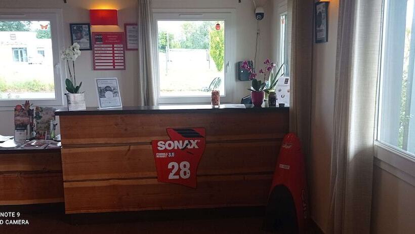 Enzo Hotels Loudeac By Kyriad Direct