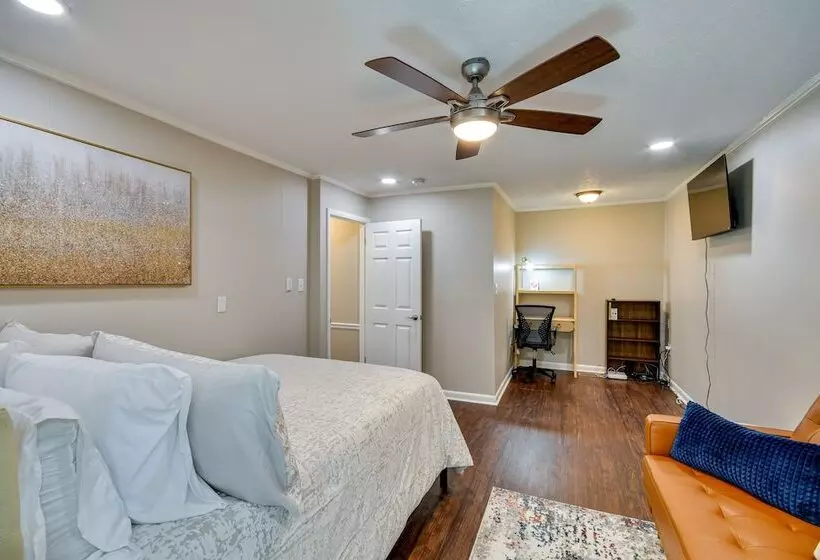 Family Friendly Tuskegee Home: 3 Mi To University!