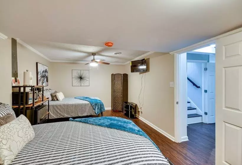 Family Friendly Tuskegee Home: 3 Mi To University!