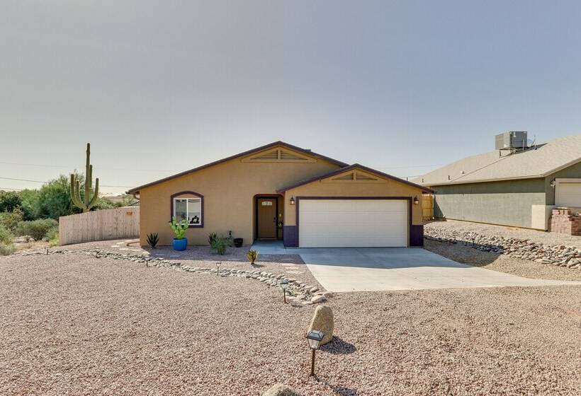 Gold Canyon Vacation W/ Private Patio & Fire Pit!