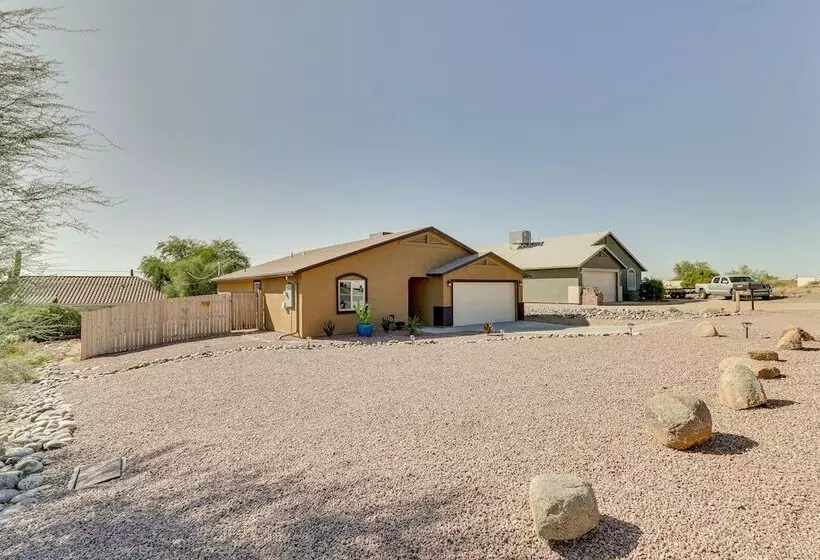 Gold Canyon Vacation W/ Private Patio & Fire Pit!