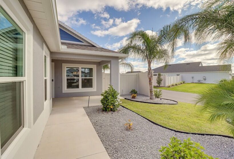 Community Pool & Tennis Court: Gem In The Villages