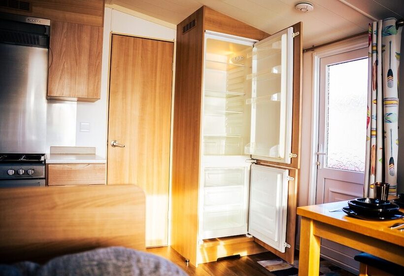 酒店 8 Berth Caravan To Hire At Lyons Robin Hood In Rhyl Ref 66089tp