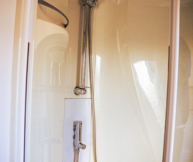 酒店 8 Berth Caravan To Hire At Lyons Robin Hood In Rhyl Ref 66089tp