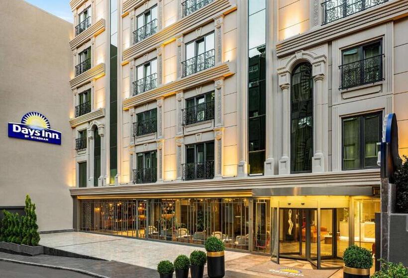 ホテル Days Inn By Wyndham Istanbul Bomonti