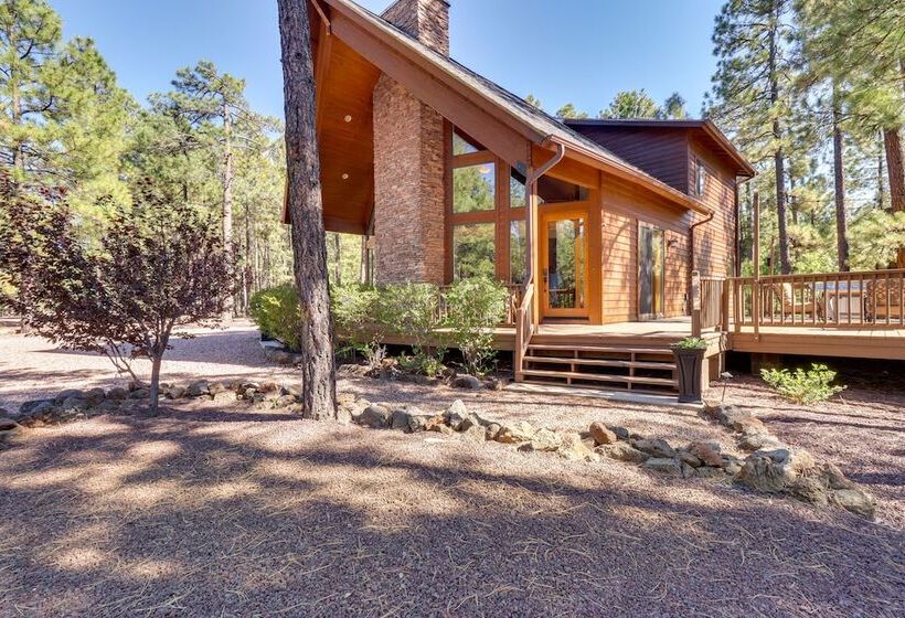 Wraparound Deck + Large Yard: Pinetop Home!