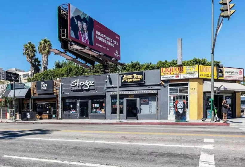 Kasa Sunset Los Angeles