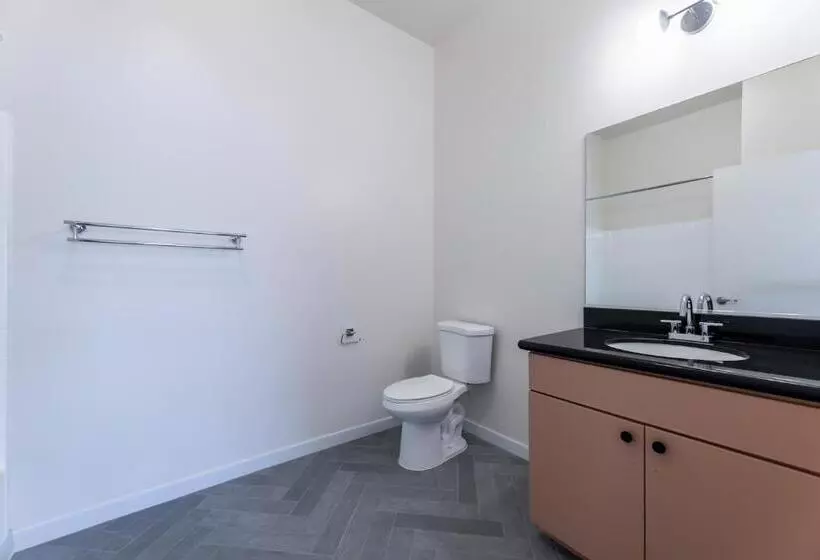 Kasa Sunset Los Angeles