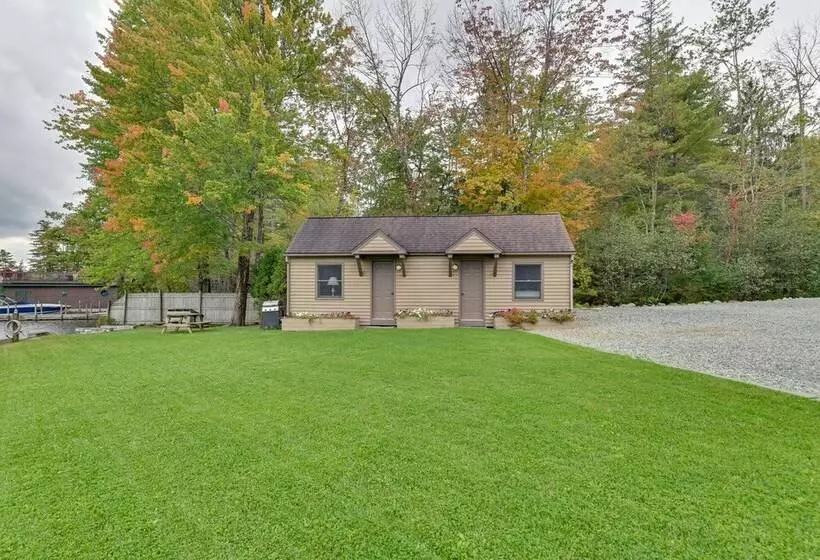 Lake George Waterfront Cabin W/ On Site Marina!