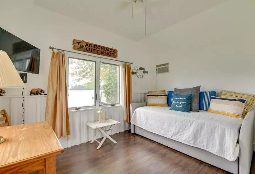 Lake George Waterfront Cabin W/ On Site Marina!