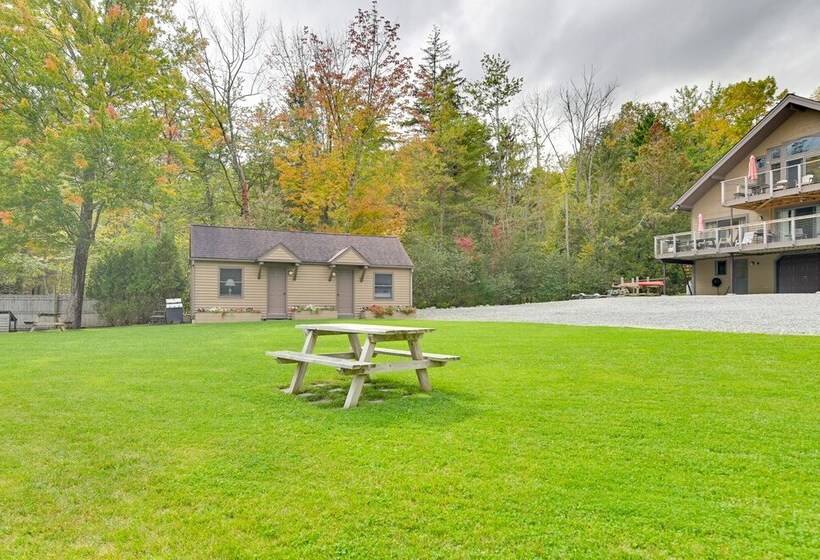 Lake George Waterfront Cabin W/ On Site Marina!