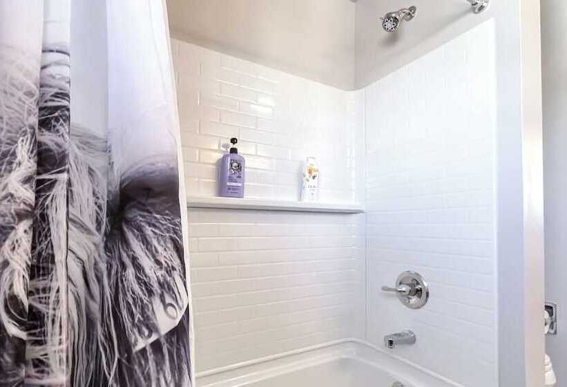 Laramie Vacation Rental: 3 Mi To Downtown!