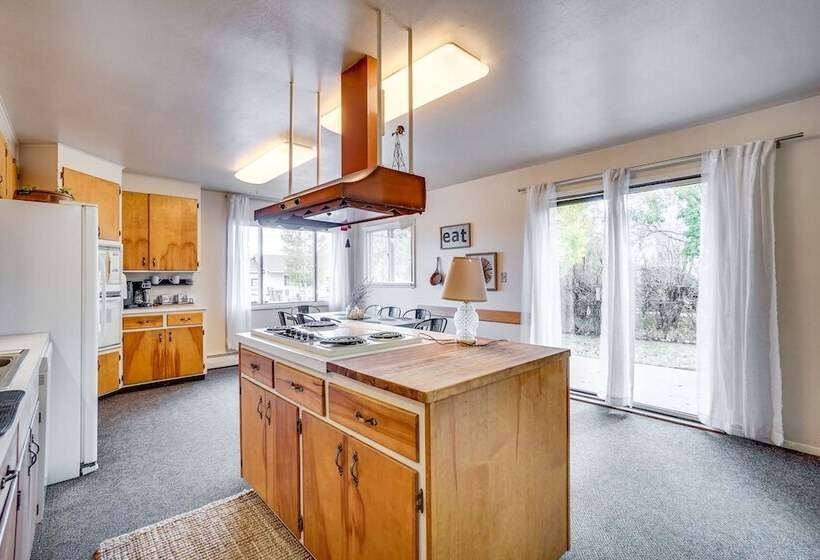 Laramie Vacation Rental: 3 Mi To Downtown!