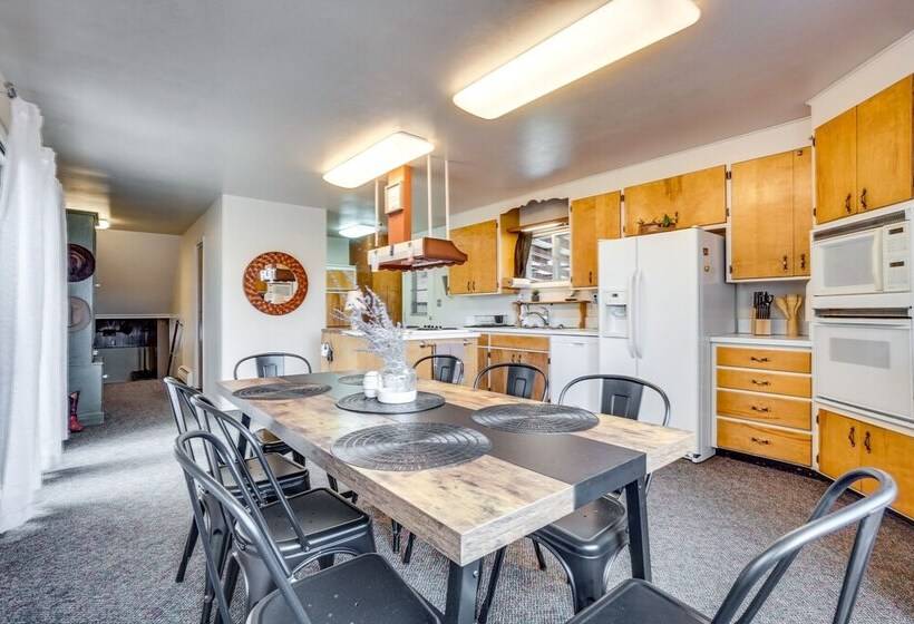 Laramie Vacation Rental: 3 Mi To Downtown!